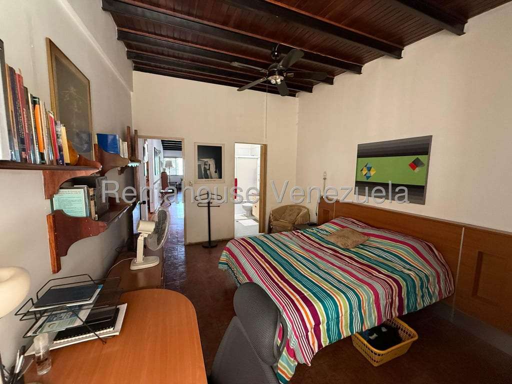 Townhouse en Santa Paula, Caracas