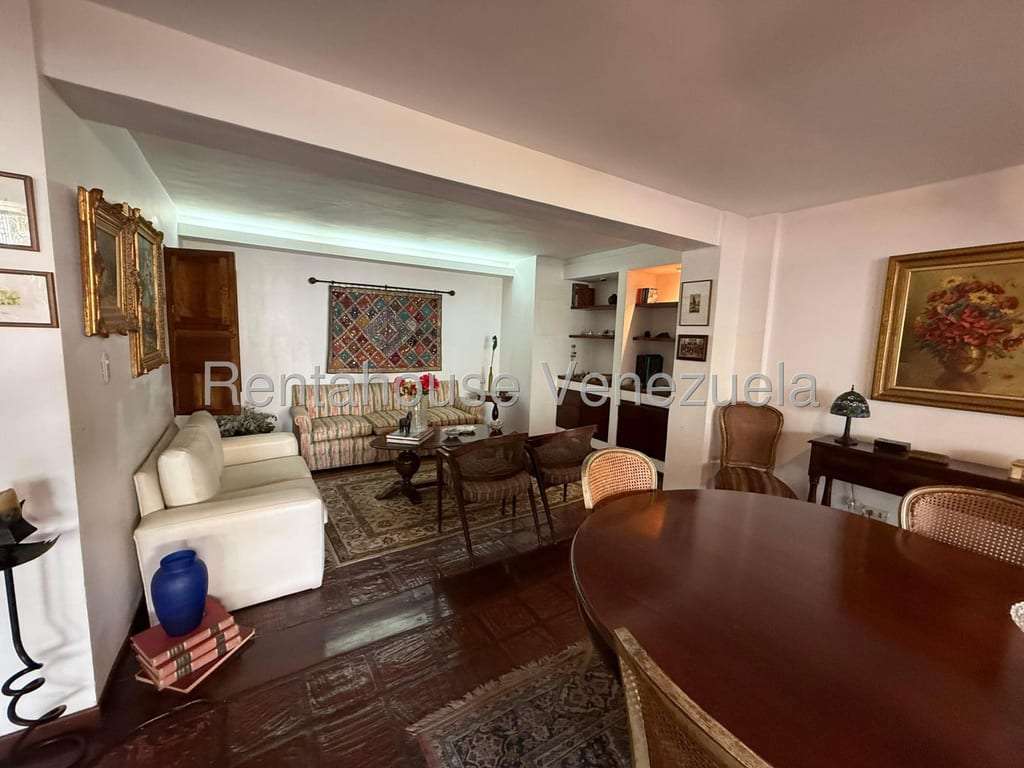 Townhouse en Santa Paula, Caracas