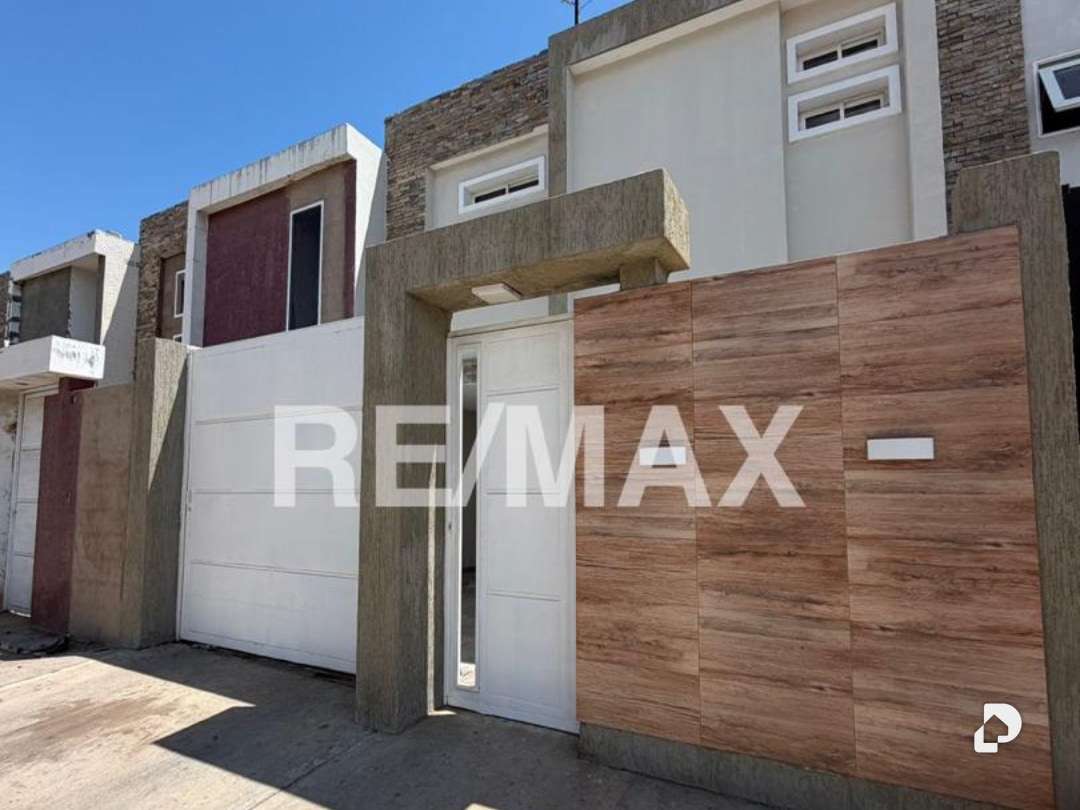 Townhouse en La Coromoto, San Francisco – 1