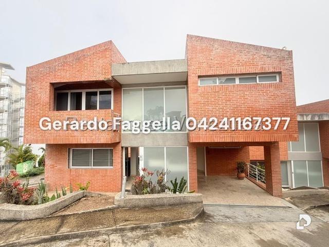 Townhouse en Loma Linda, Caracas – 2