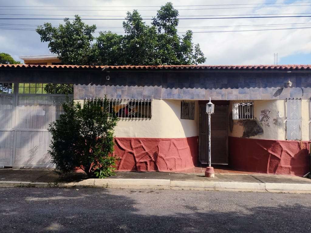 Casa en Pque. Res. La Esmeralda, Valencia - 1