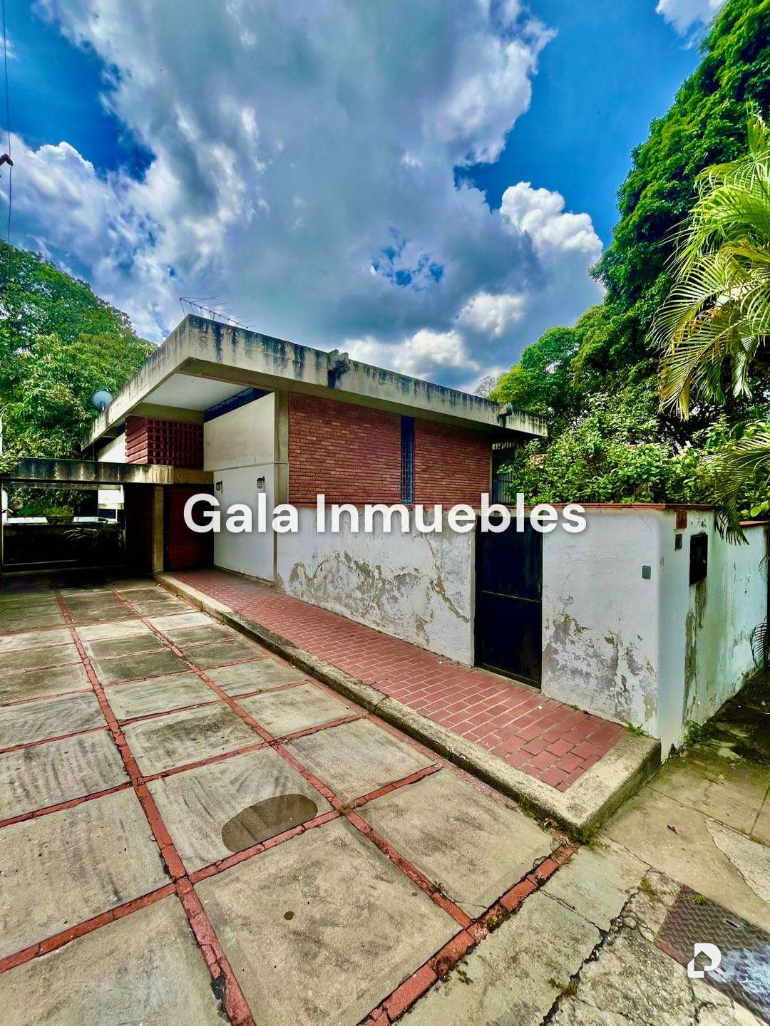 Local comercial en Chuao, Caracas – 21