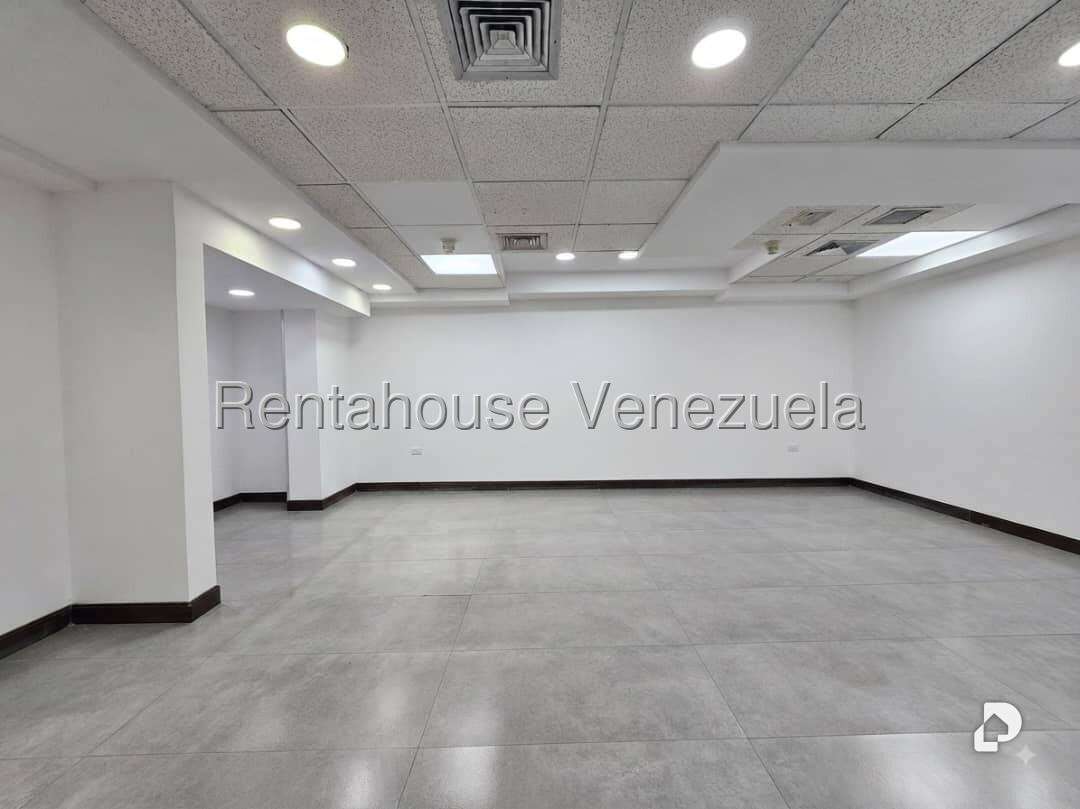 Local comercial en Las Mercedes, Caracas – 14
