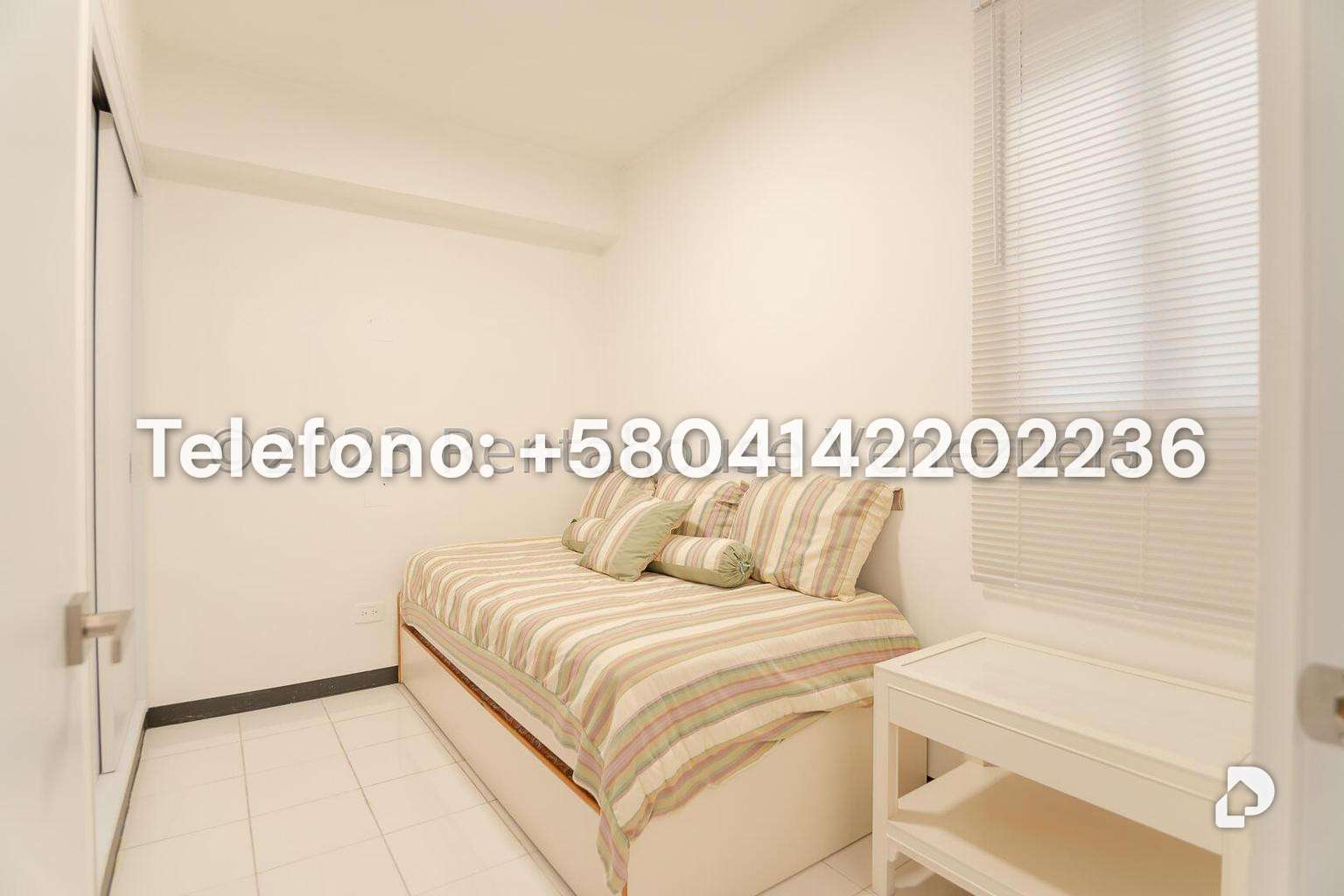 Apartamento en Los Palos Grandes, Caracas – 32