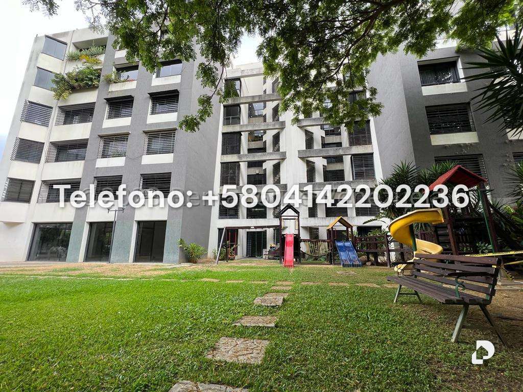 Apartamento en Los Palos Grandes, Caracas – 82