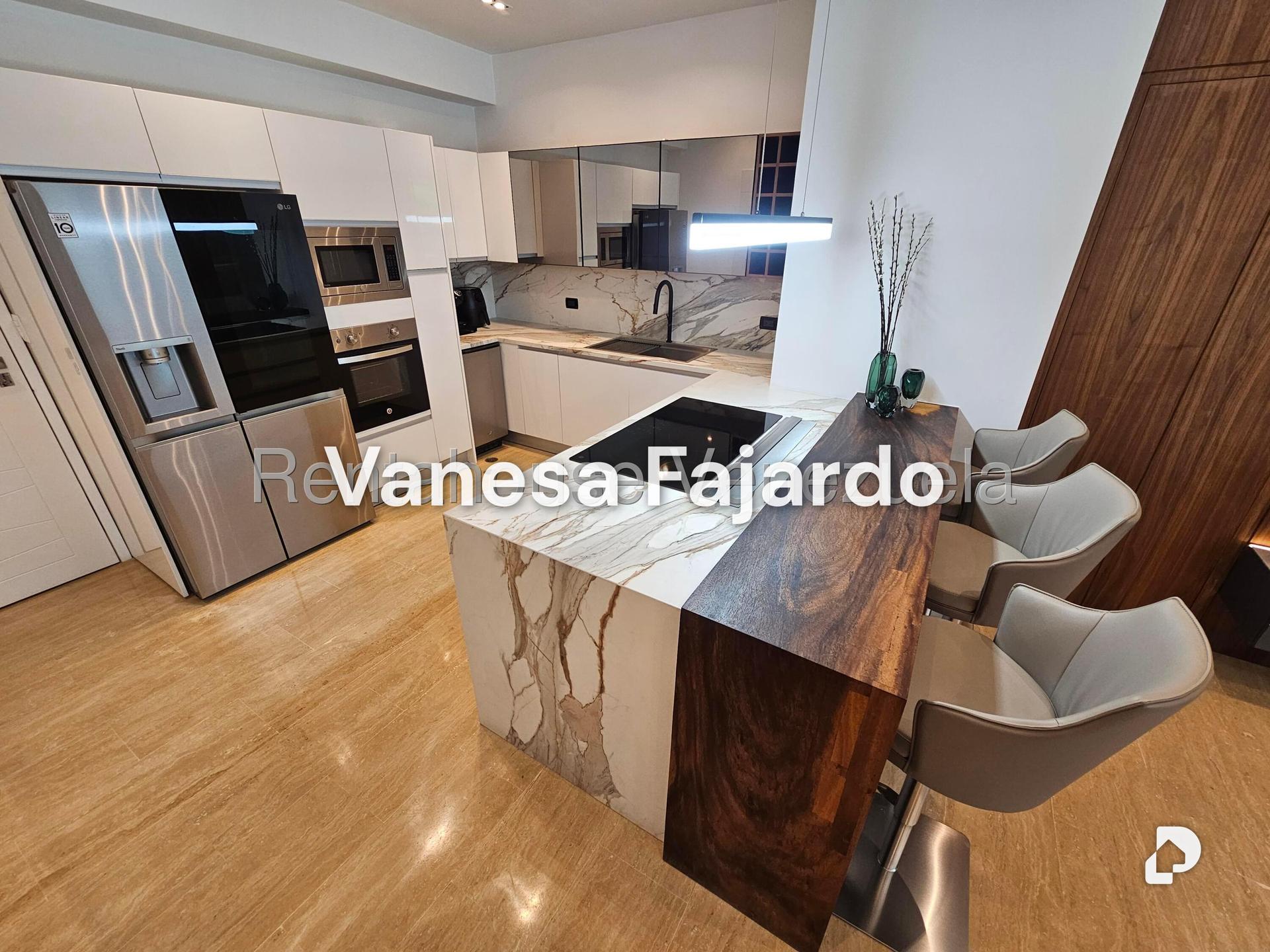 Apartamento en Campo Alegre, Caracas – 2