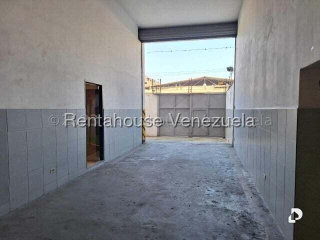 Building in Mariche, Caracas – 3