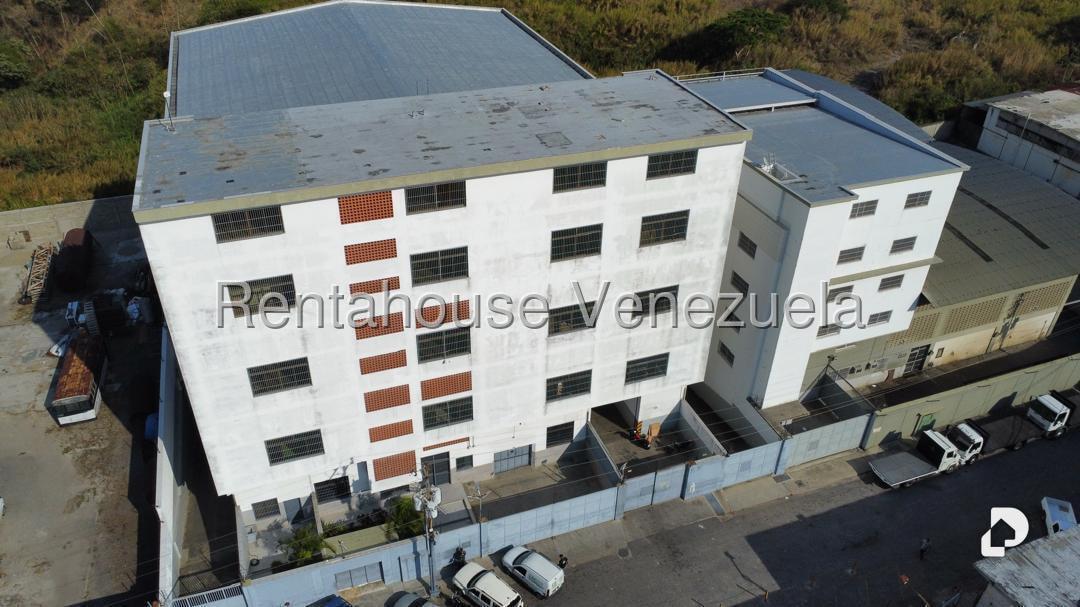 Building in Mariche, Caracas – 2
