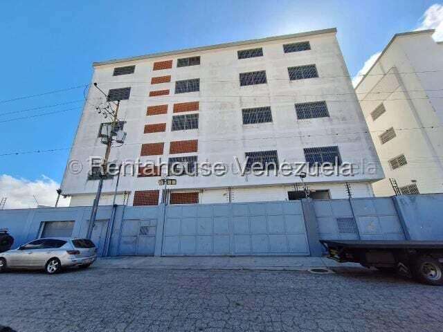 Building in Mariche, Caracas - 1