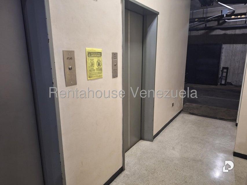 Apartamento en Prados del Este, Caracas – 1