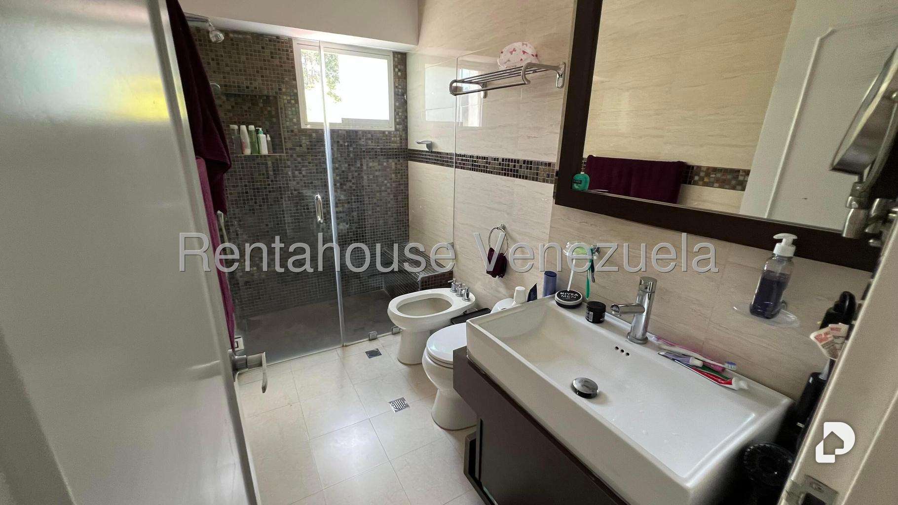 Apartamento en Lomas de Prados del Este, Caracas – 16