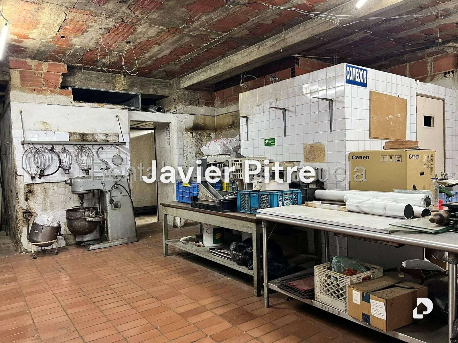 Local comercial en La Urbina, Caracas – 14
