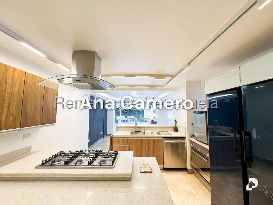 Apartamento en La Boyera, Caracas – 9