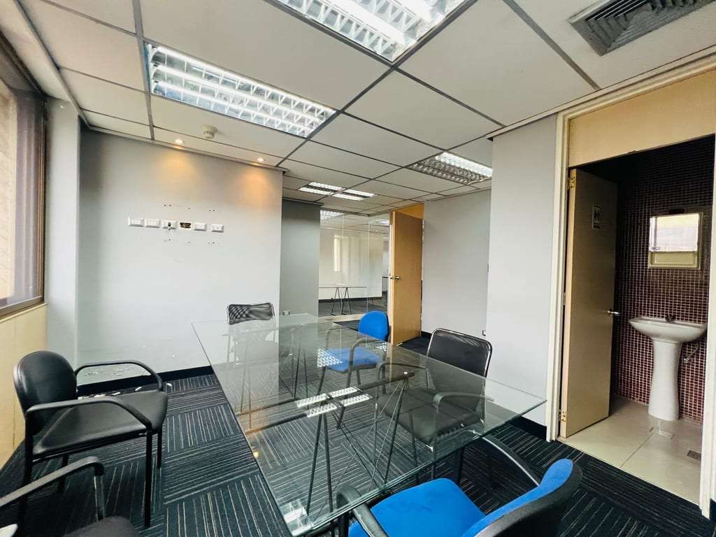 Oficina en Chuao, Caracas - 1