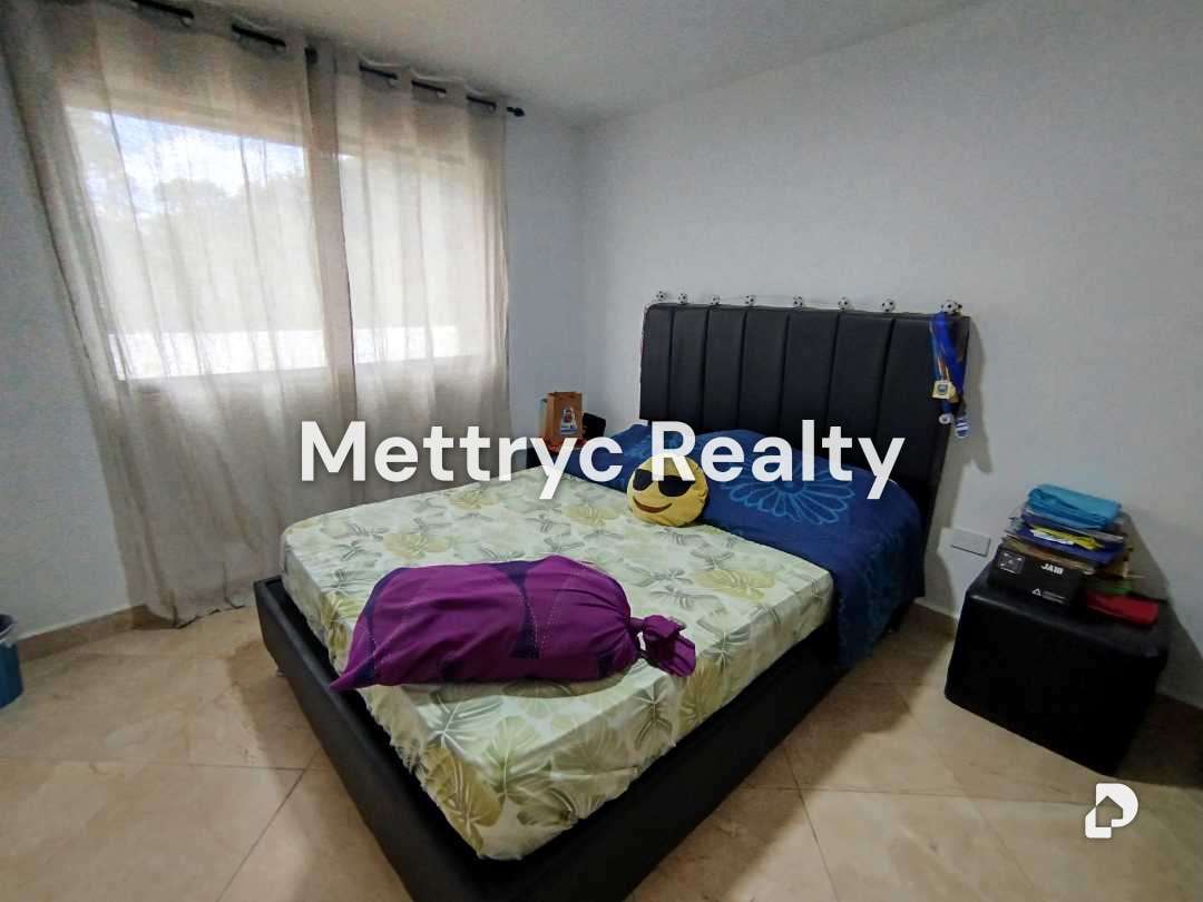 House in Colinas de Guataparo, Valencia – 42