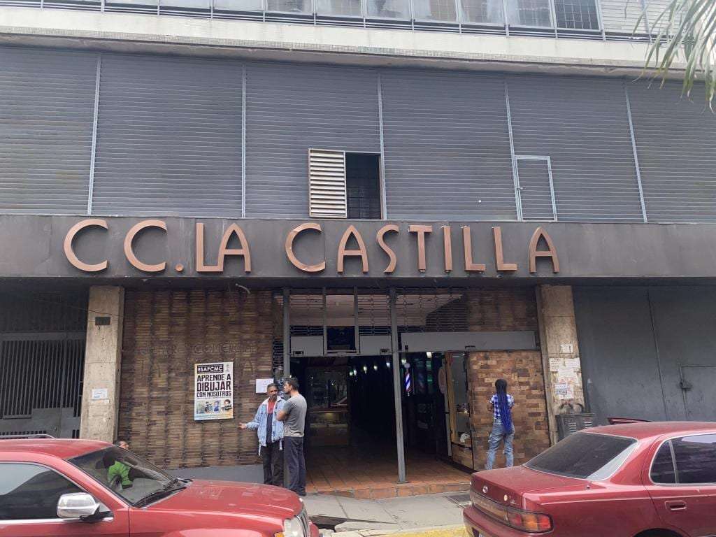 Edificio en La Candelaria, Caracas - 1