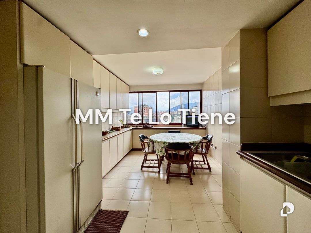 Apartamento en La Florida, Caracas – 6