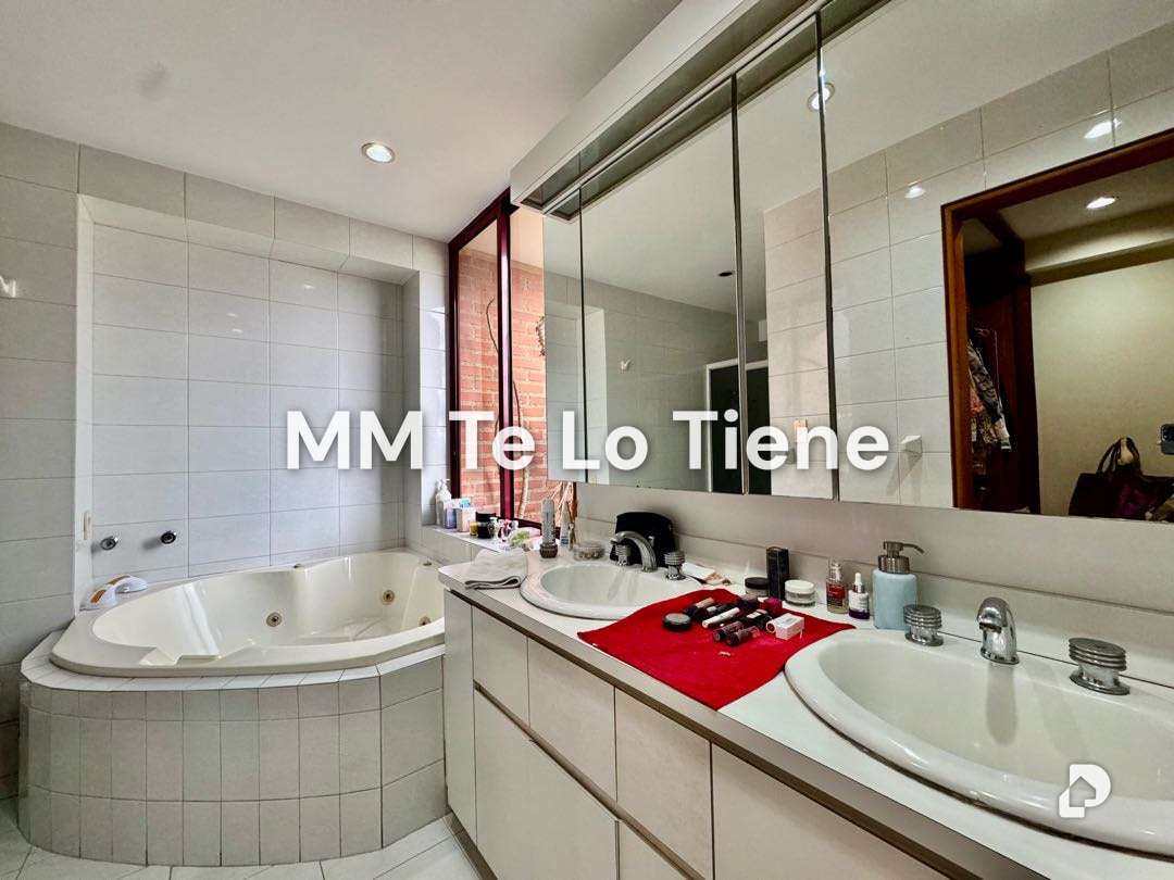 Apartamento en La Florida, Caracas – 22