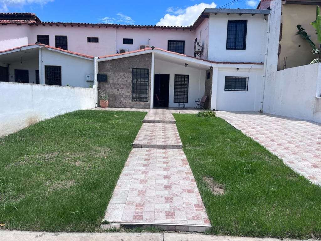 Casa en Prados Golf, Cabudare - 1