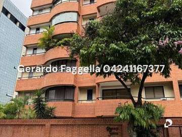Apartamento en Campo Alegre, Caracas – 2