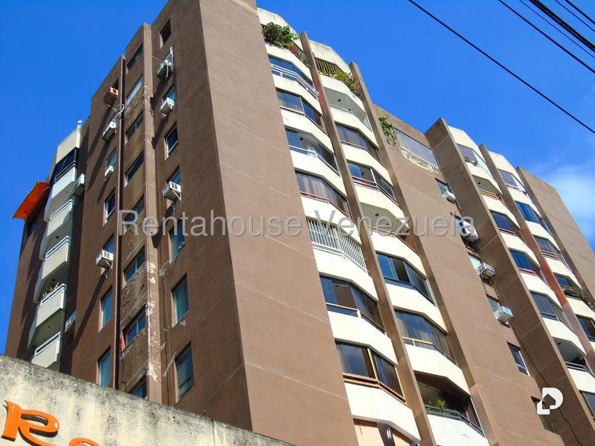 Apartamento en Los Palos Grandes, Caracas – 1