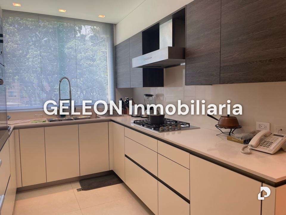 Apartamento en La Castellana, Caracas – 11