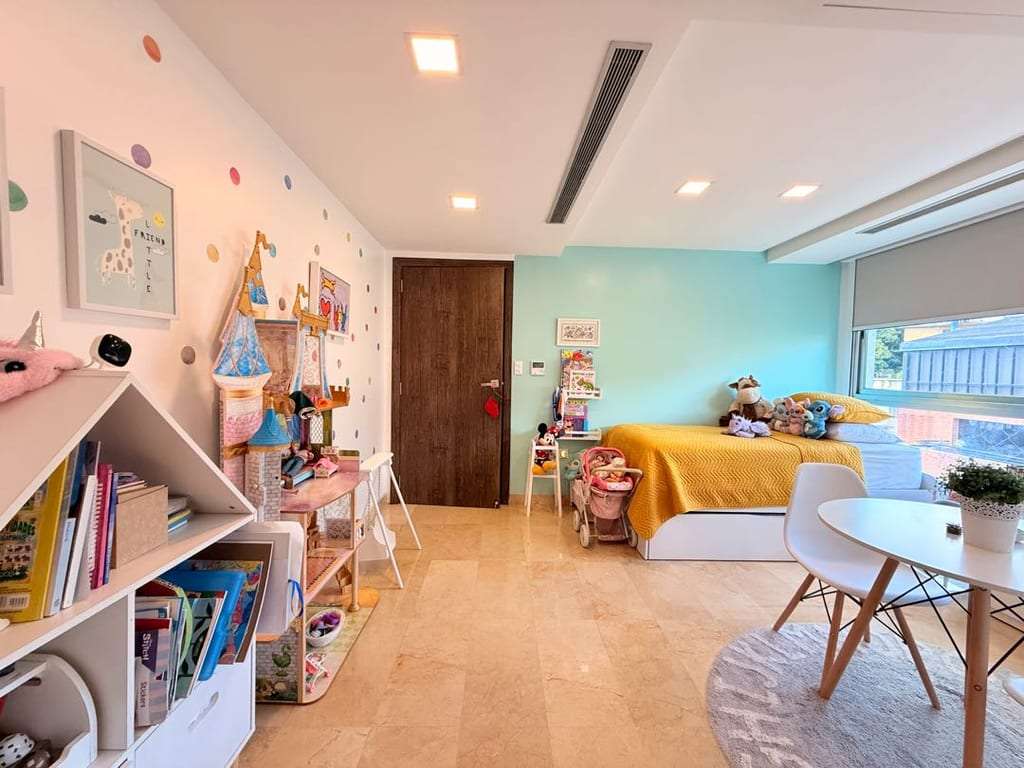 Penthouse en Los Naranjos (Las Mercedes), Caracas