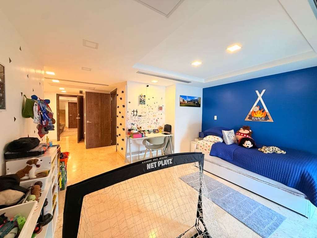 Penthouse en Los Naranjos (Las Mercedes), Caracas