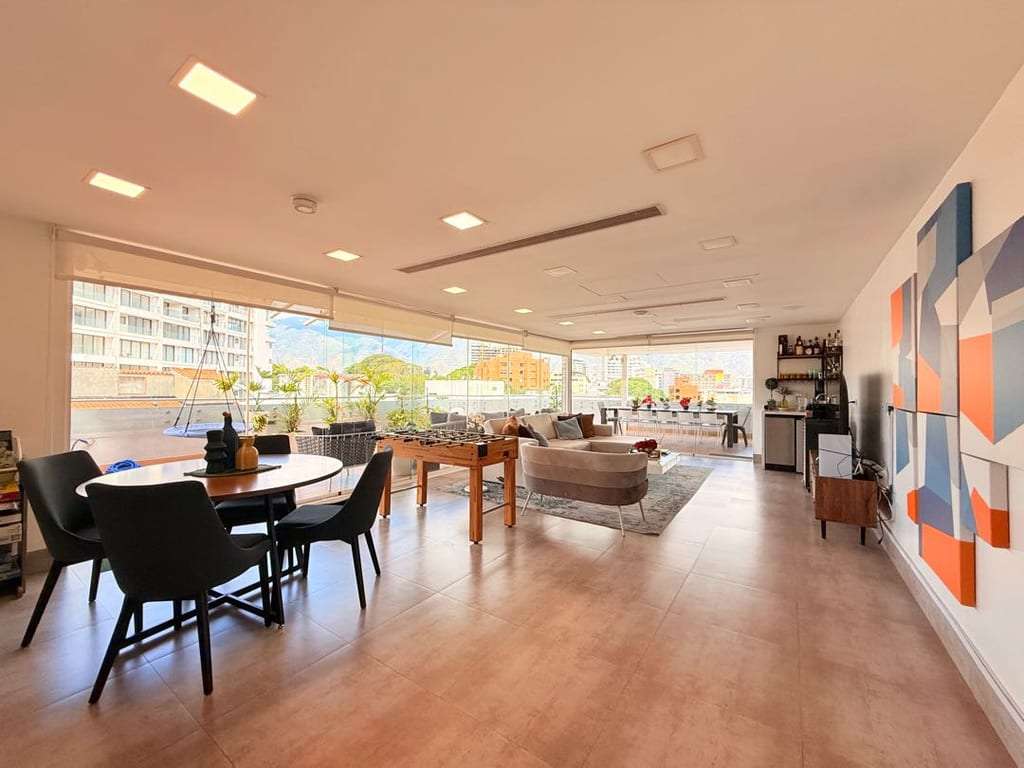 Apartamento en Las Mercedes, Caracas - 1