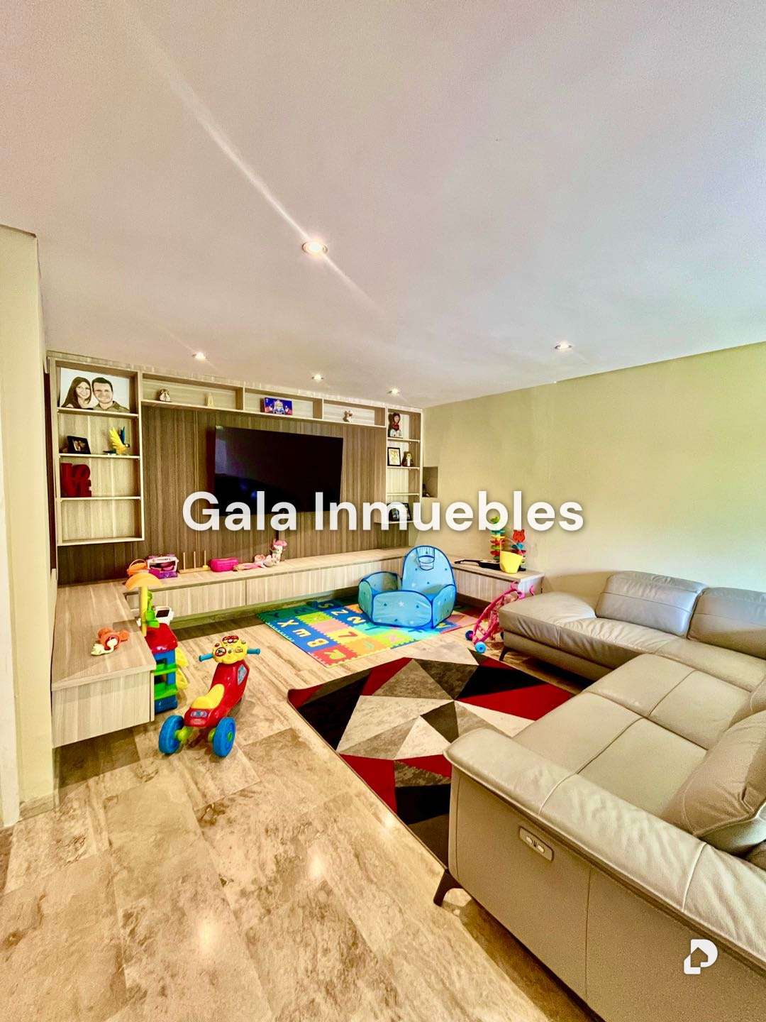 Apartment in La Lagunita, Caracas – 11
