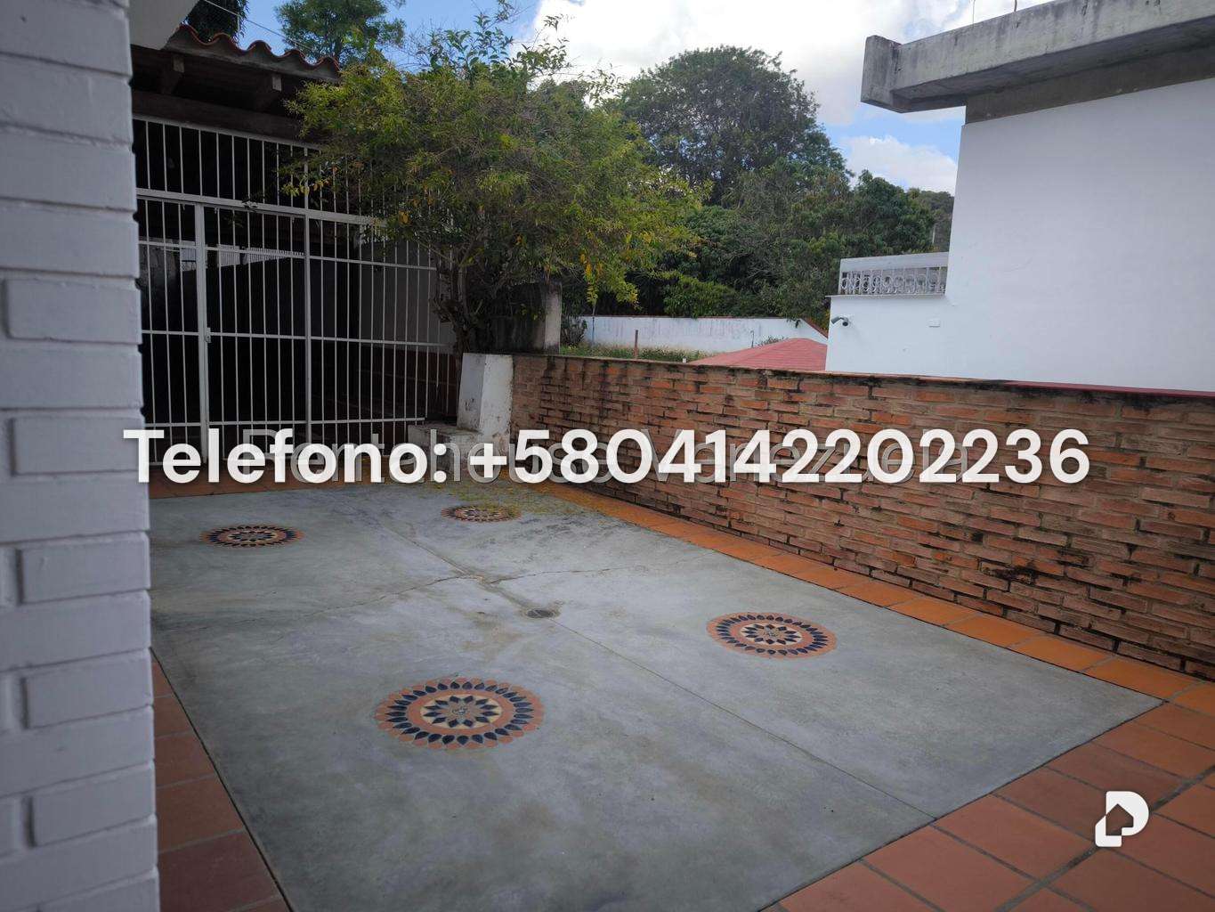 Casa en Cumbres de Curumo, Caracas – 36
