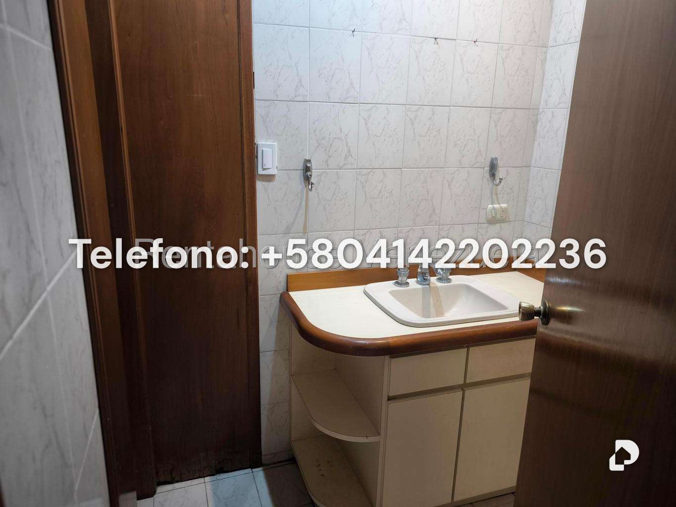 Casa en Cumbres de Curumo, Caracas – 16