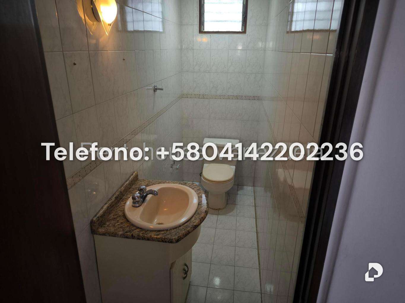 Casa en Cumbres de Curumo, Caracas – 35