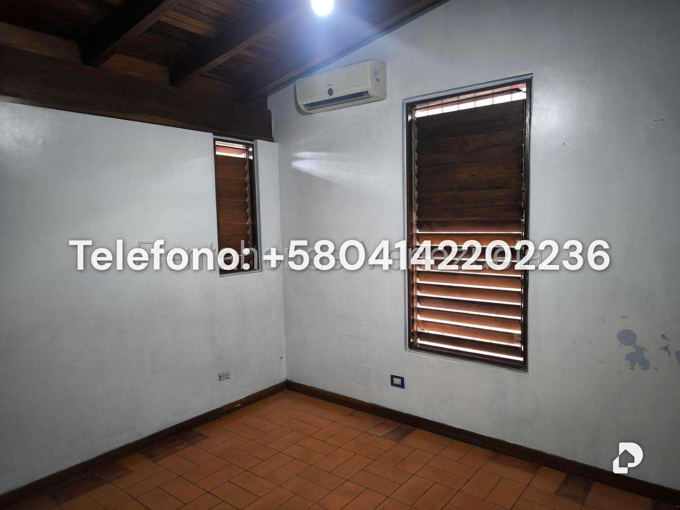 Casa en Cumbres de Curumo, Caracas – 39