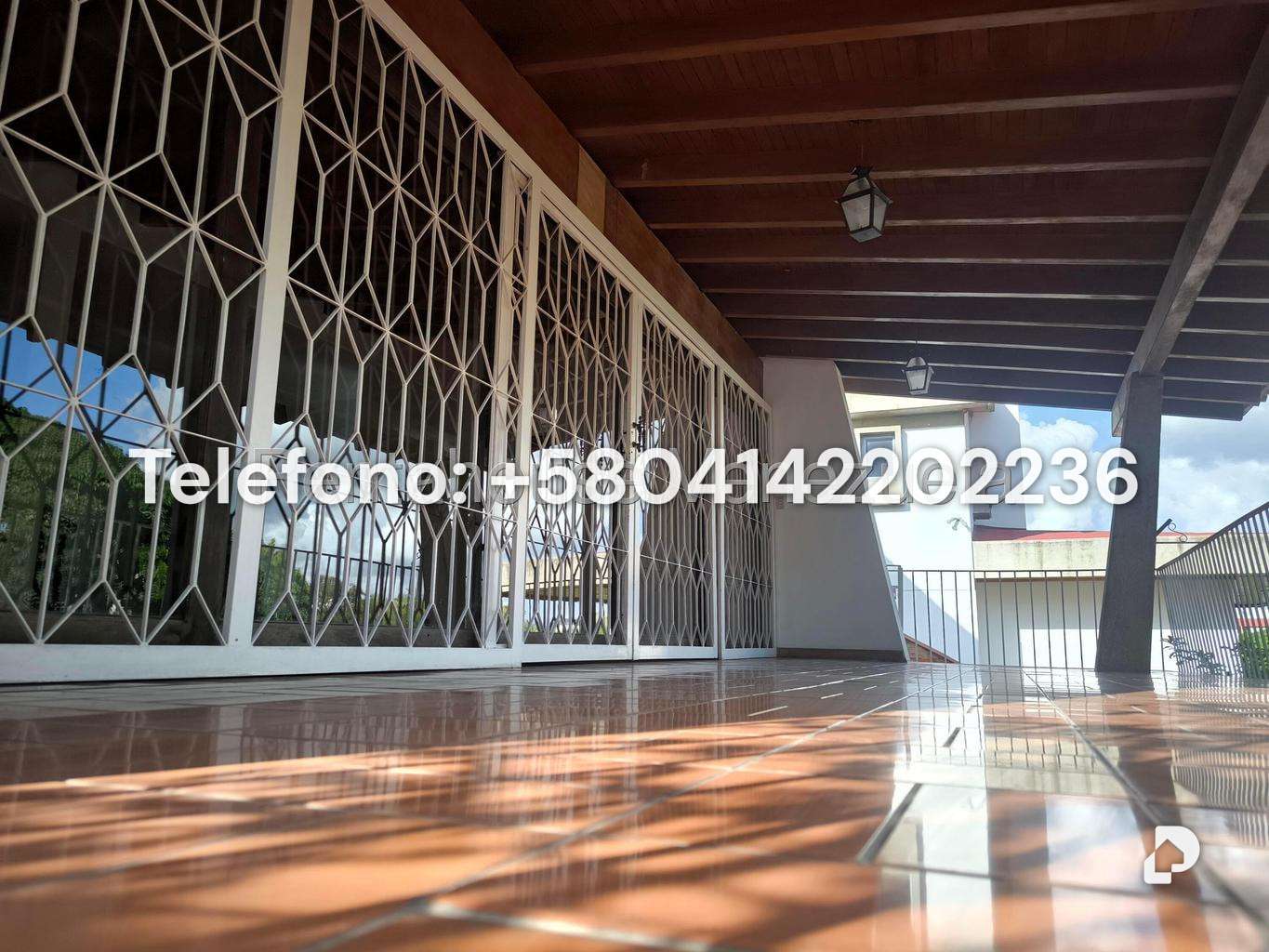 Casa en Cumbres de Curumo, Caracas – 63
