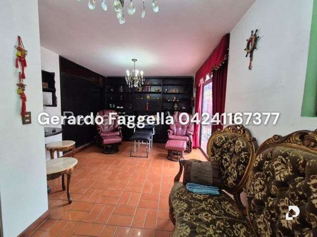 House in Colinas de Vista Alegre, Caracas – 25