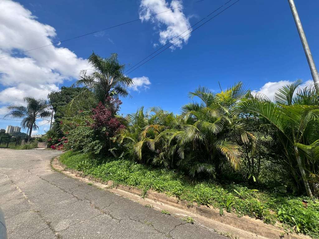 Terreno en Cerro Verde, Caracas - 1