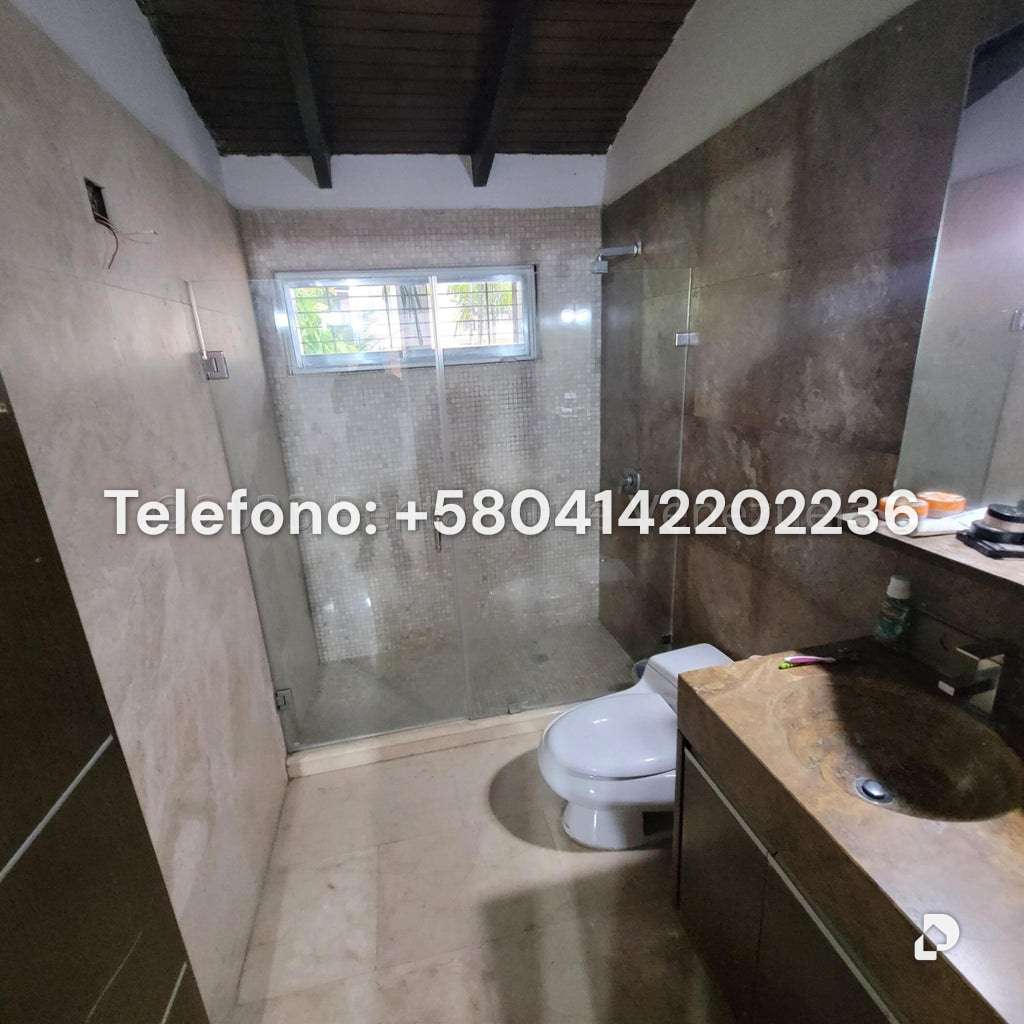 Casa en Cumbres de Curumo, Caracas – 22