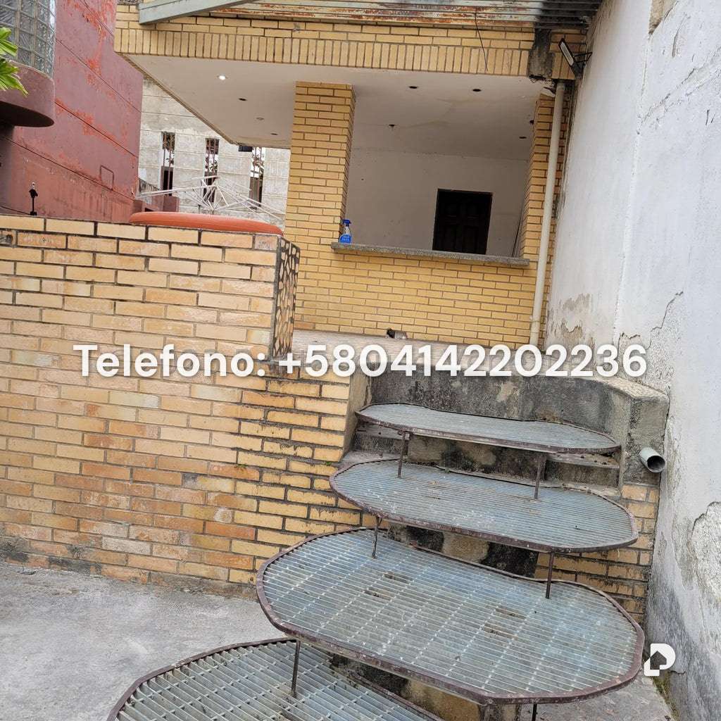 Casa en Cumbres de Curumo, Caracas – 43