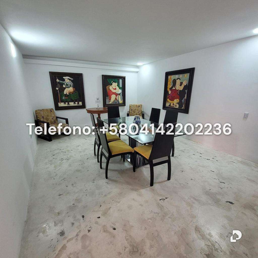Casa en Cumbres de Curumo, Caracas – 8
