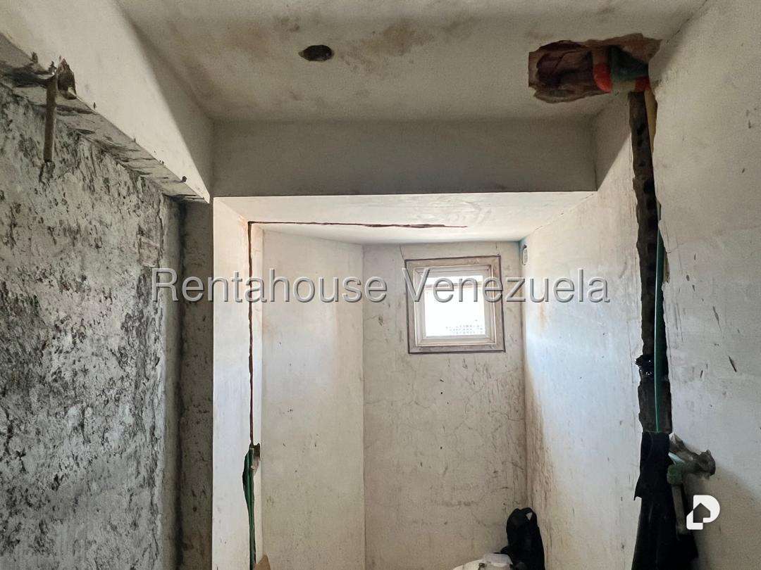 Apartamento en El Rosal, Caracas – 16