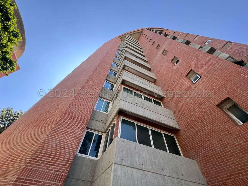Apartment in El Rosal, Caracas - 1