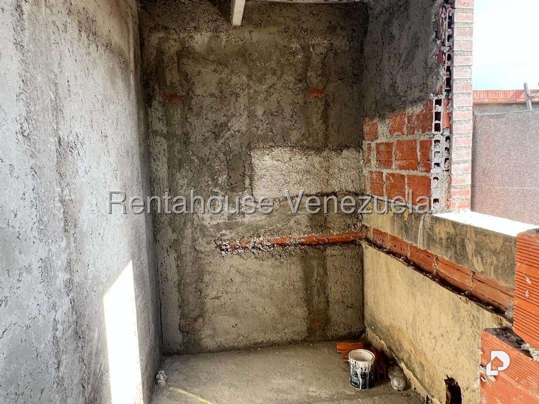 Apartamento en El Rosal, Caracas – 22