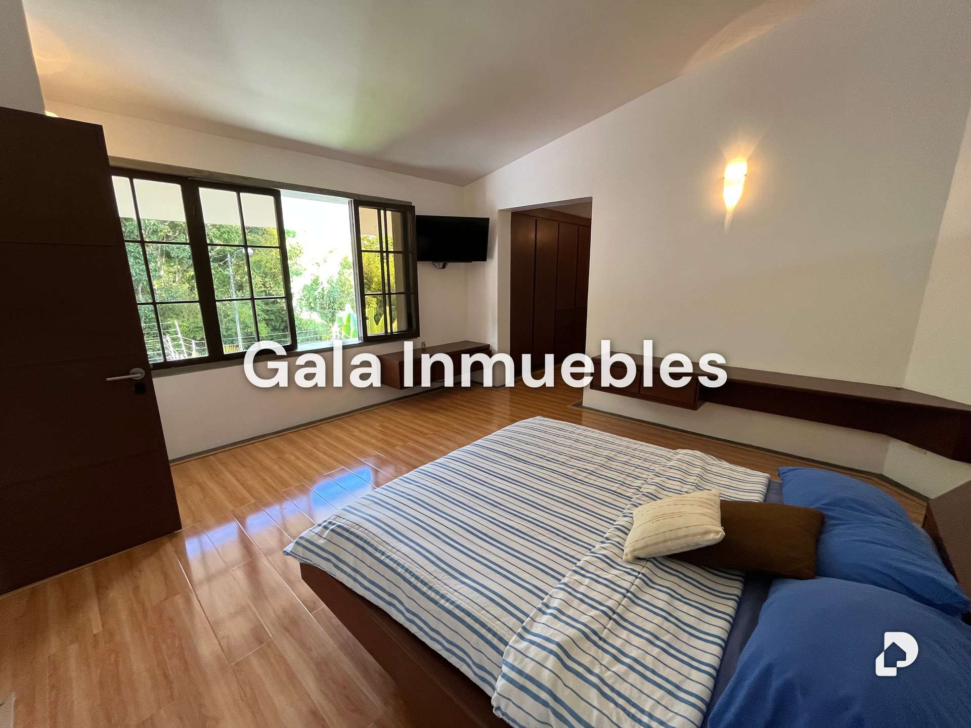 Casa en Monte Elena, Caracas – 12