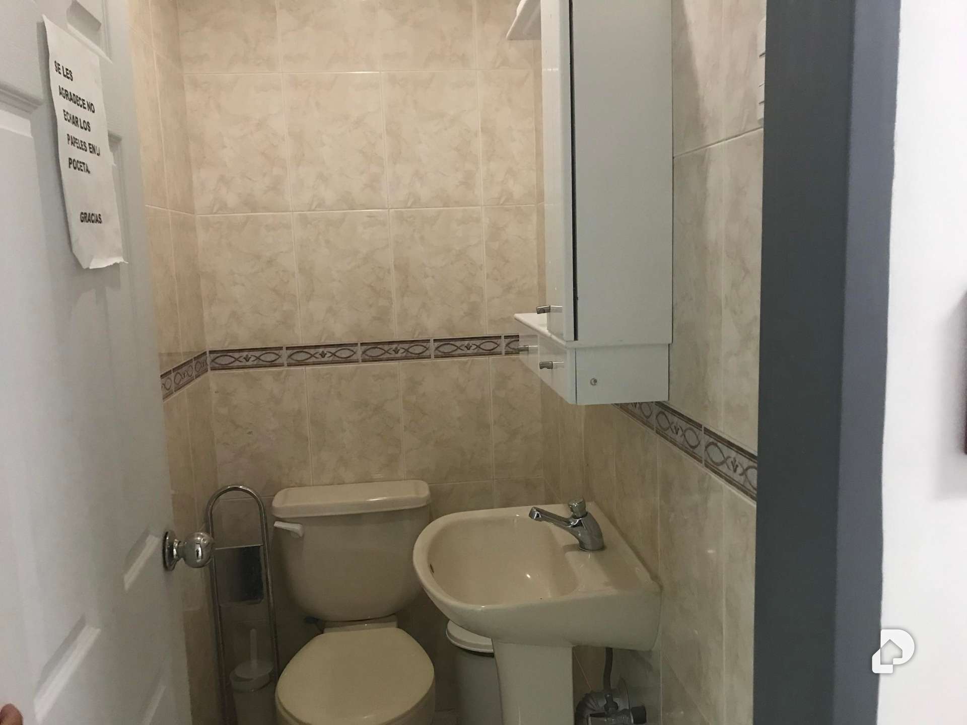 Local comercial en La Campiña, Caracas – 24