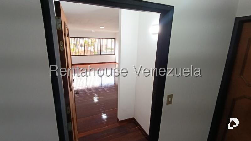 Apartamento en Altamira, Caracas – 2