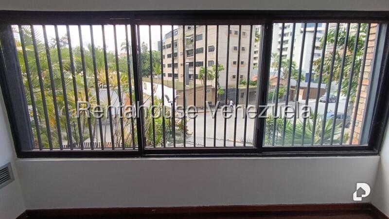 Apartamento en Altamira, Caracas – 5