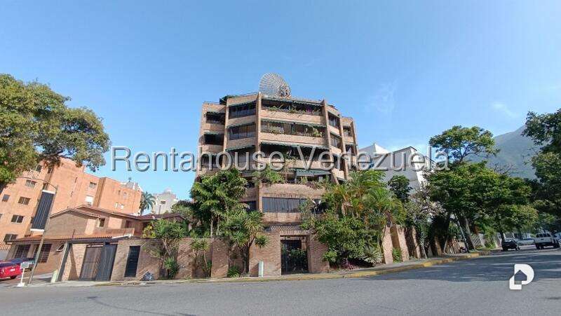 Apartamento en Altamira, Caracas – 1