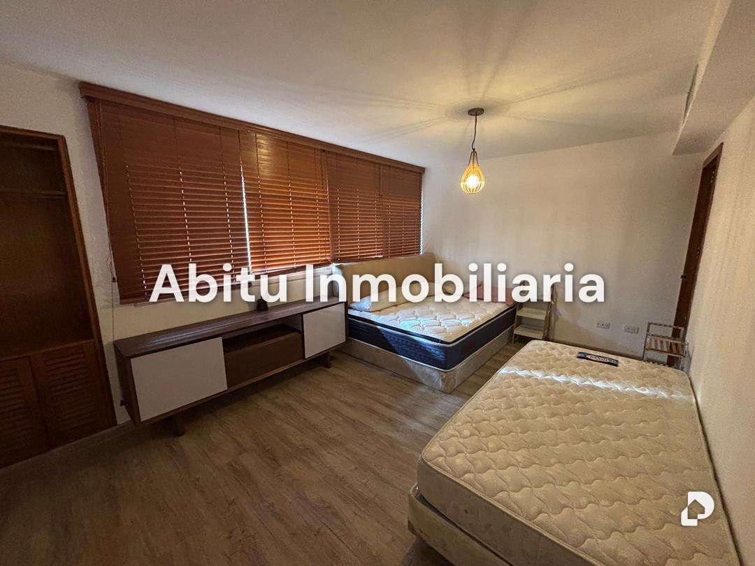 Apartamento en Los Palos Grandes, Caracas – 15