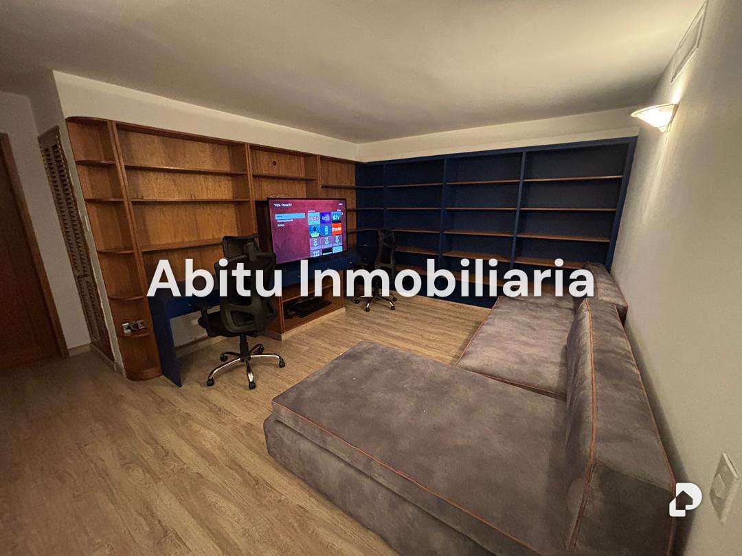 Apartamento en Los Palos Grandes, Caracas – 14